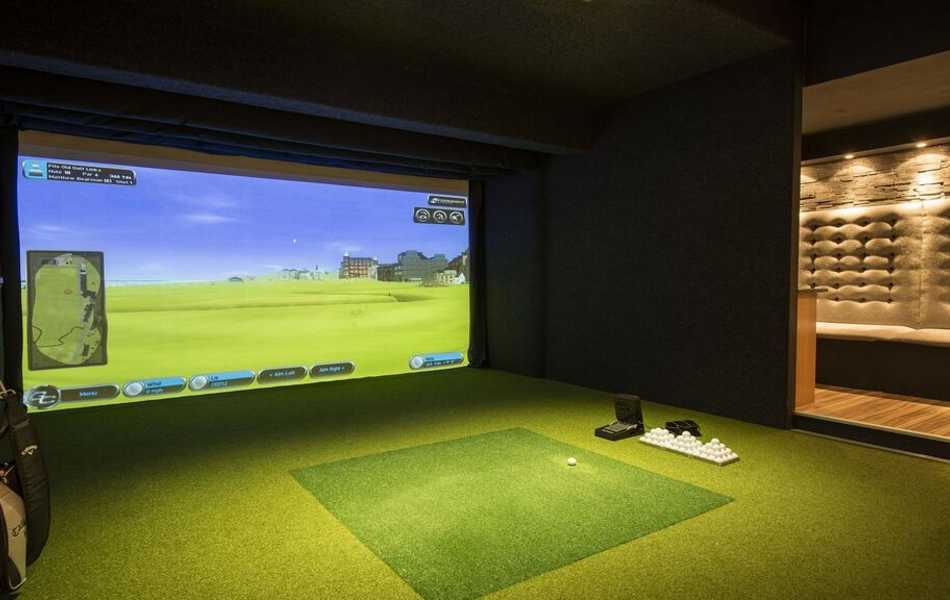 Innovations in Indoor Golf: The Latest Tech on the Green